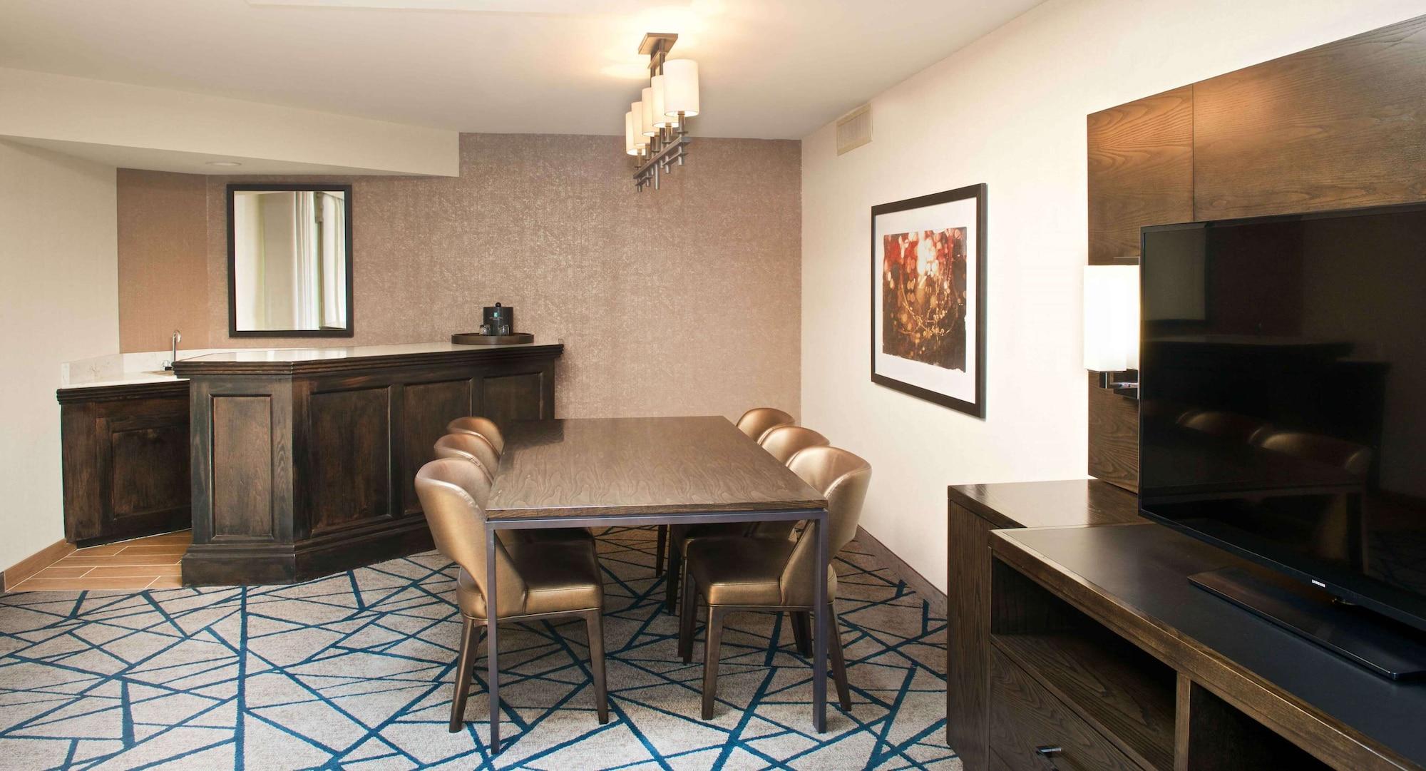 Embassy Suites By Hilton Detroit - Livonia/Novi Eksteriør billede