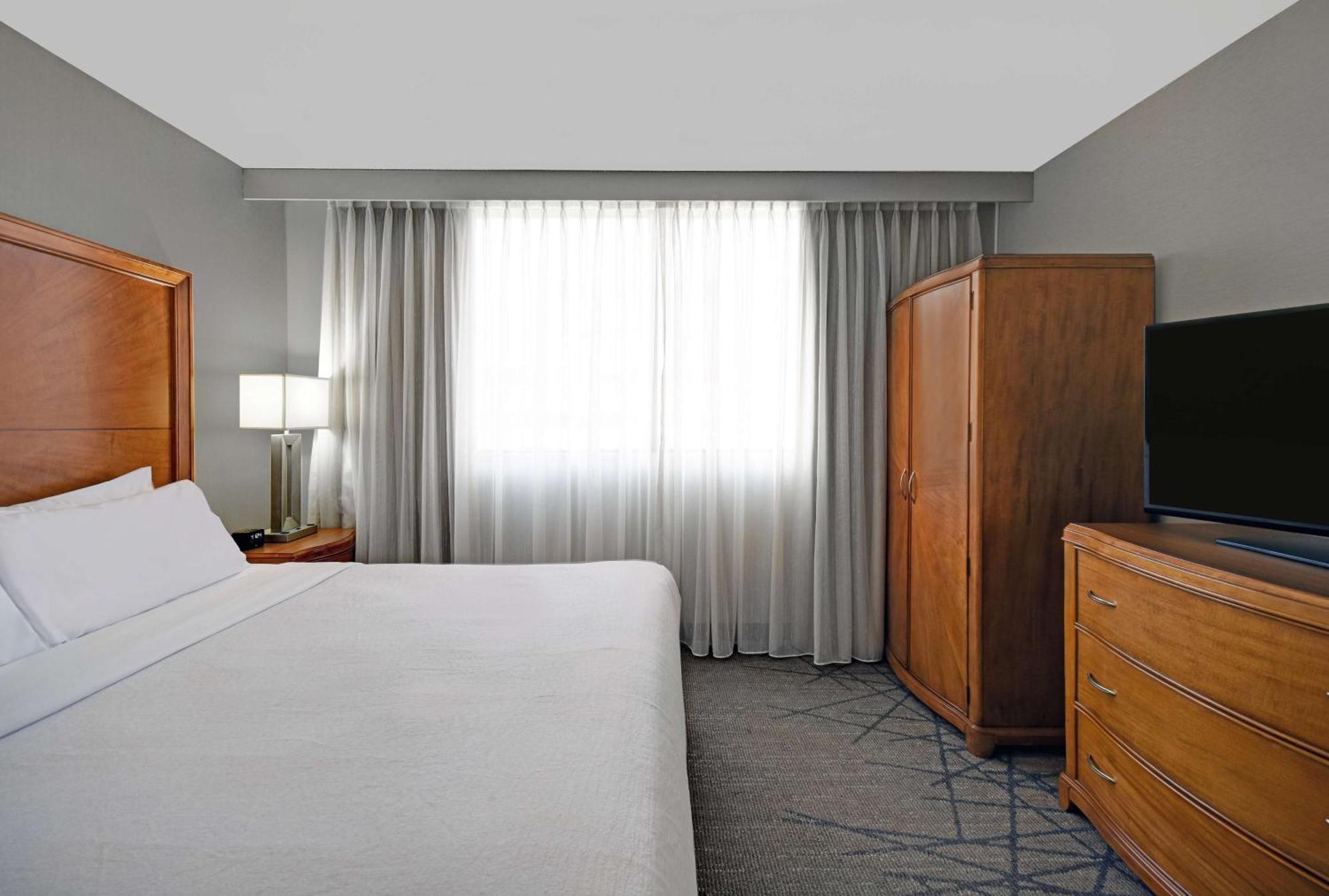 Embassy Suites By Hilton Detroit - Livonia/Novi Eksteriør billede