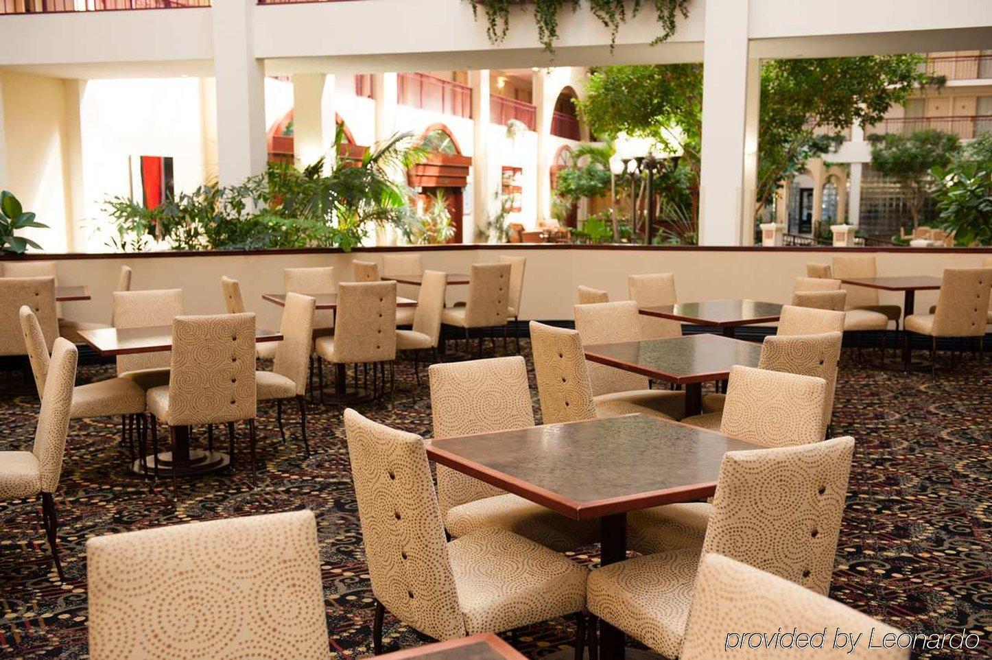 Embassy Suites By Hilton Detroit - Livonia/Novi Eksteriør billede