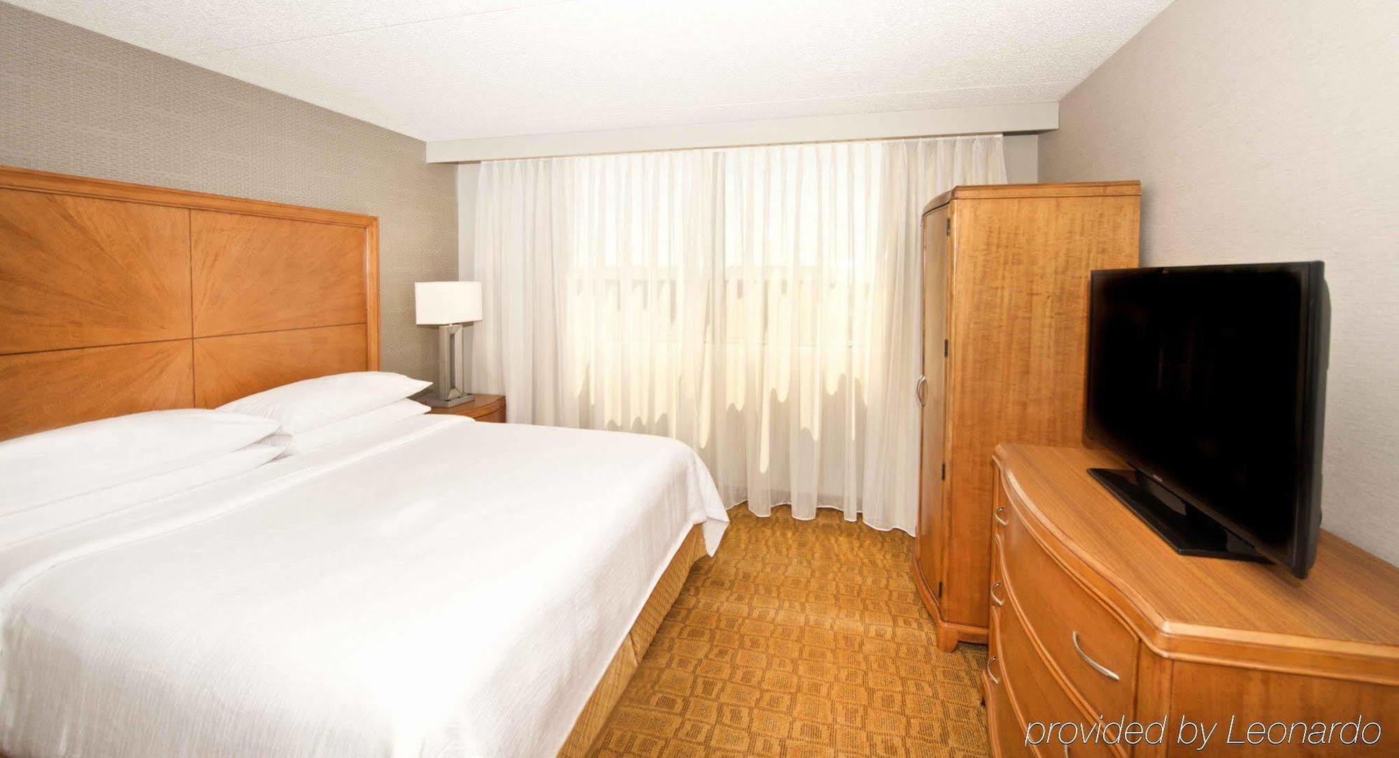 Embassy Suites By Hilton Detroit - Livonia/Novi Eksteriør billede