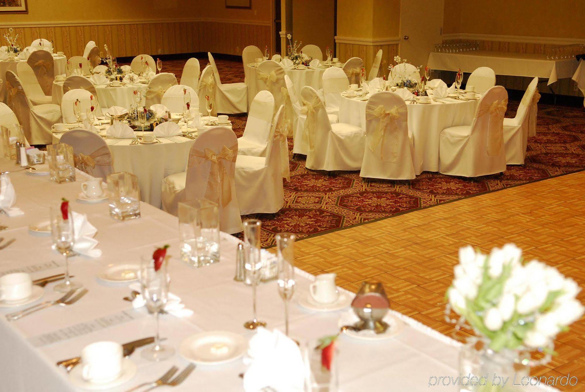 Embassy Suites By Hilton Detroit - Livonia/Novi Eksteriør billede